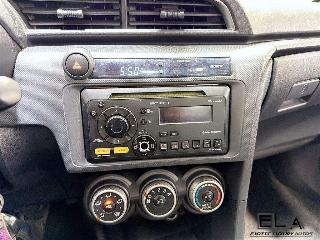 2013 Scion tC 2dr Hatchback Manual Release Series 8.0 - 22991668 - 14