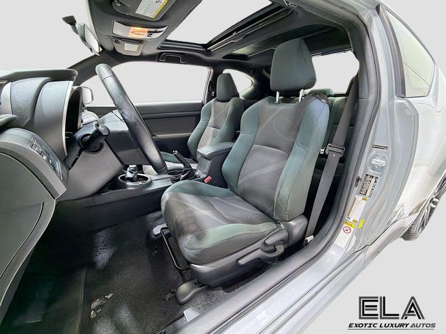 2013 Scion tC 2dr Hatchback Manual Release Series 8.0 - 22991668 - 20