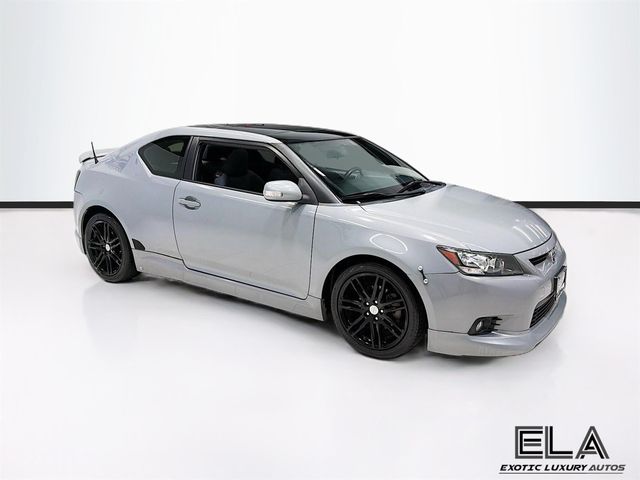 2013 Scion tC 2dr Hatchback Manual Release Series 8.0 - 22991668 - 32