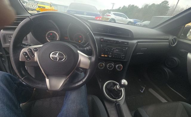 2013 Scion tC 2dr Hatchback Manual Release Series 8.0 - 22991668 - 7
