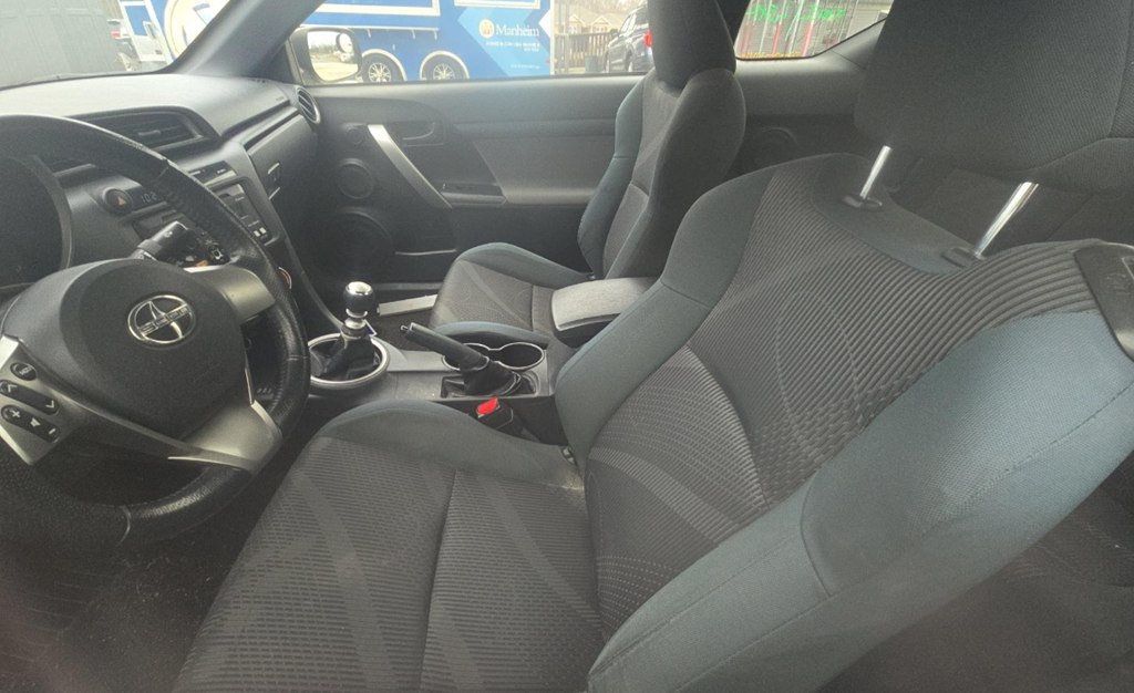 2013 Scion tC 2dr Hatchback Manual Release Series 8.0 - 22991668 - 8