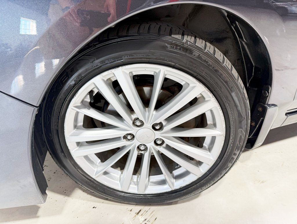 2013 Subaru Impreza 2.0i Premium photo 2