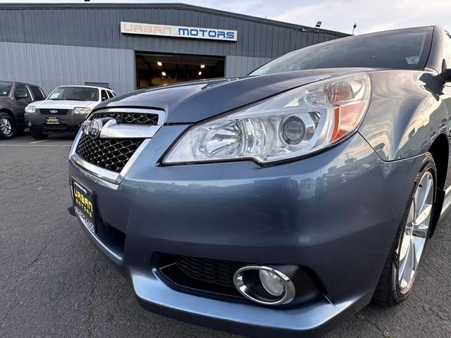 2013 Subaru Legacy 2.5i Limited AWD 4dr Sedan - 22995513 - 29