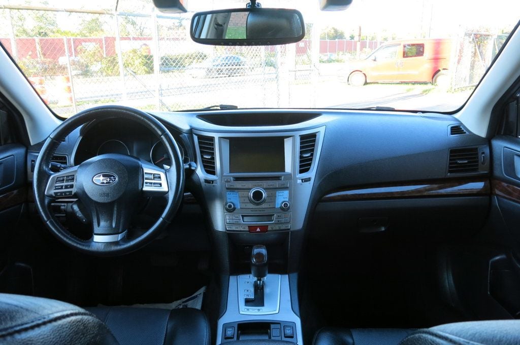 2013 Subaru Legacy 4dr Sedan H4 Automatic 2.5i Limited - 22934903 - 18