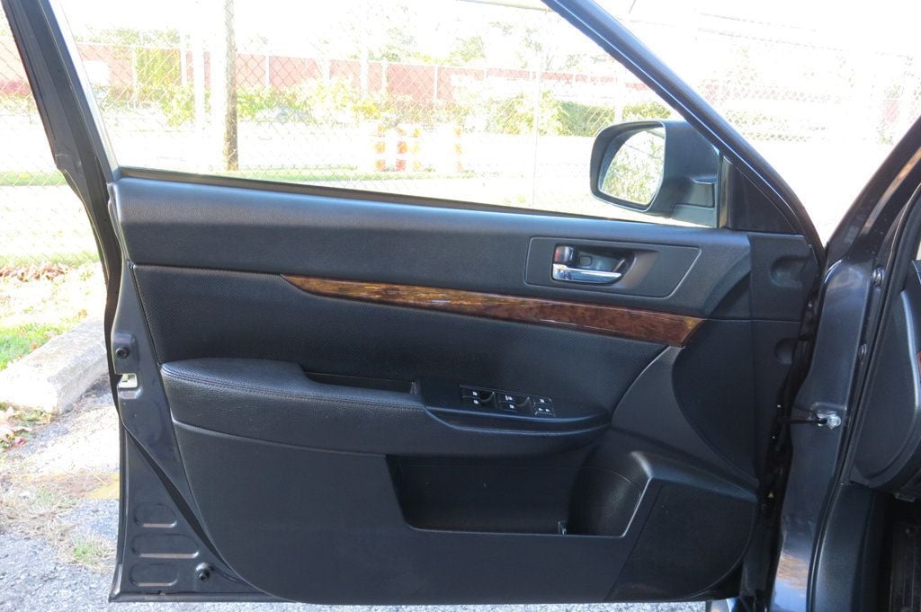 2013 Subaru Legacy 4dr Sedan H4 Automatic 2.5i Limited - 22934903 - 46