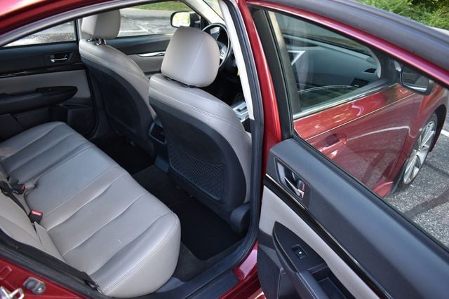 2013 Subaru Legacy 4dr Sedan H4 Automatic 2.5i Premium - 23027944 - 33