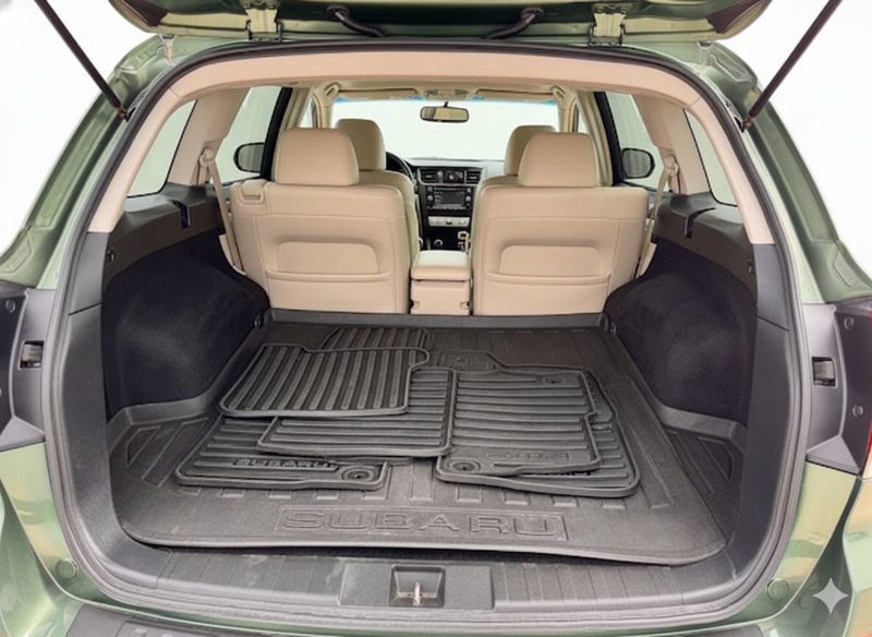 2013 Subaru Outback 3.6R Limited AWD 4dr Wagon - 22937339 - 18