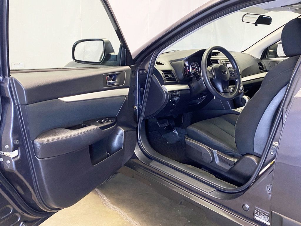 2013 Subaru Outback 4dr Wagon H4 Automatic 2.5i - 22935951 - 15