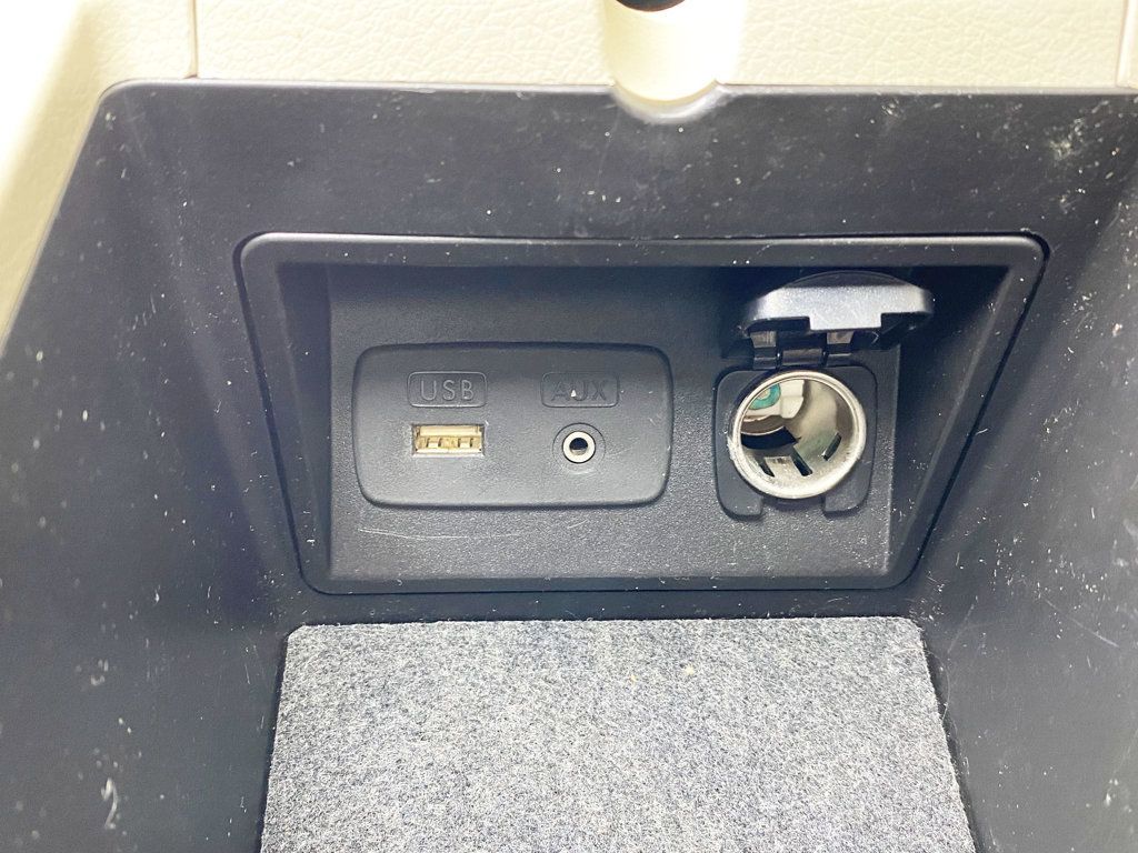 2013 Subaru Outback 4dr Wagon H4 Automatic 2.5i Limited - 22941127 - 35