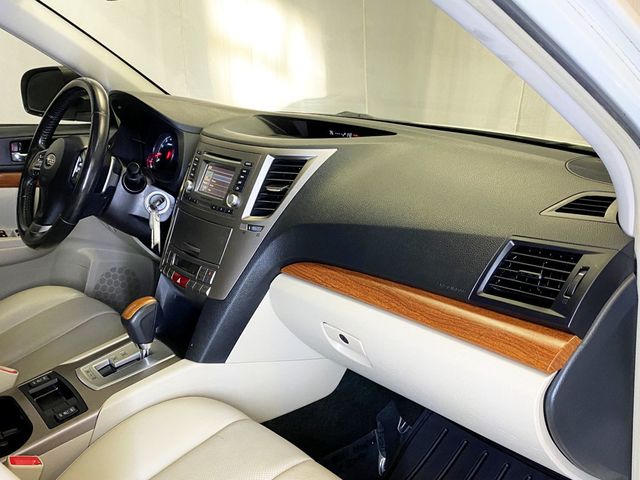 2013 Subaru Outback 4dr Wagon H4 Automatic 2.5i Limited - 22941127 - 43