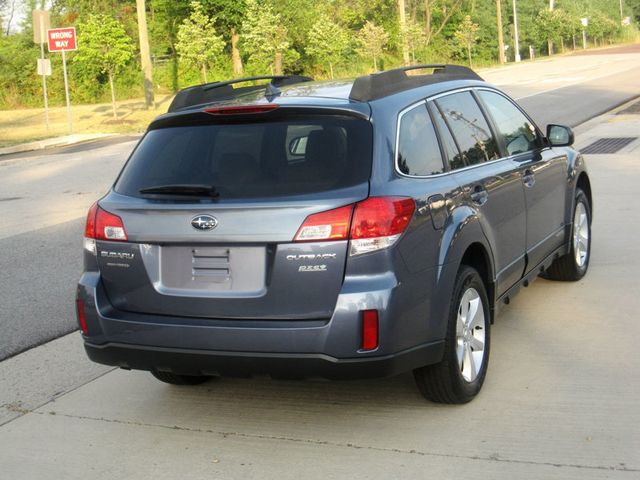 2013 Subaru Outback 4dr Wagon H4 Automatic 2.5i Limited PZEV - 22510830 - 11