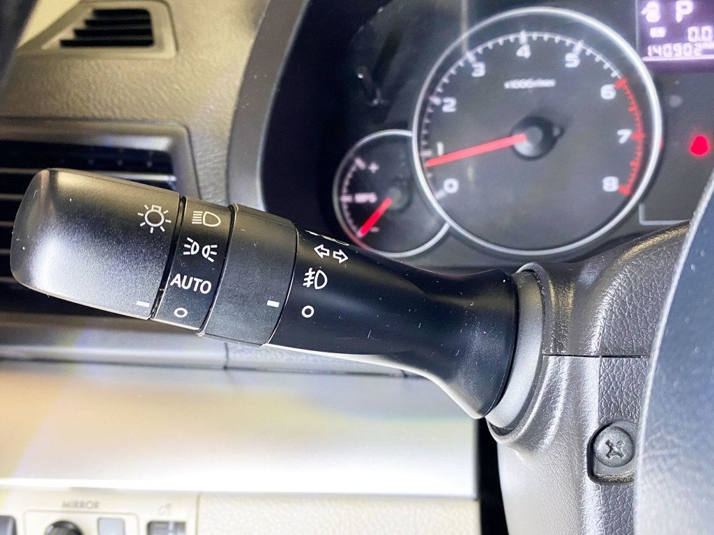 2013 Subaru Outback 4dr Wagon H4 Automatic 2.5i Premium - 22963344 - 28