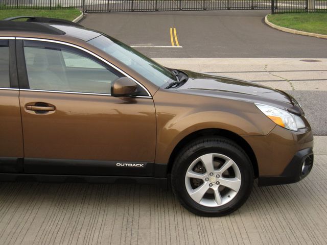 2013 Subaru Outback 4dr Wagon H4 Manual 2.5i Premium PZEV - 23065452 - 9