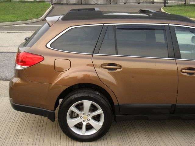 2013 Subaru Outback 4dr Wagon H4 Manual 2.5i Premium PZEV - 23065452 - 10