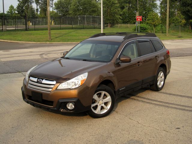 2013 Subaru Outback 4dr Wagon H4 Manual 2.5i Premium PZEV - 23065452 - 3