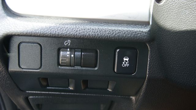 2013 Subaru XV Crosstrek WEEKEND SPECIAL 10-03-2026 - 23038815 - 21