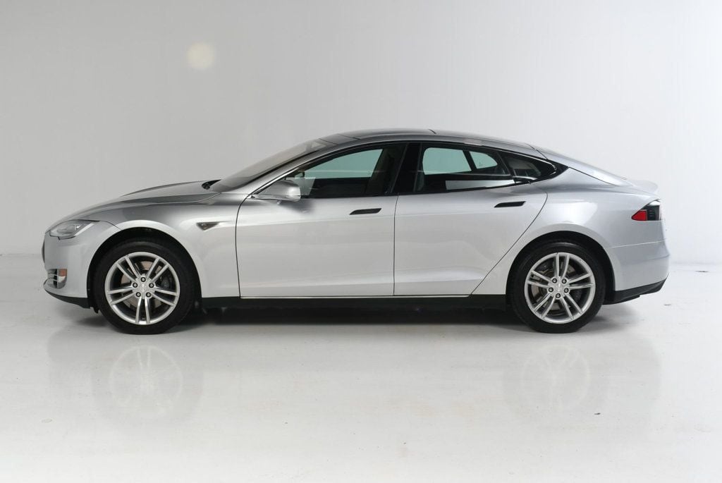 2013 Tesla Model S photo 3