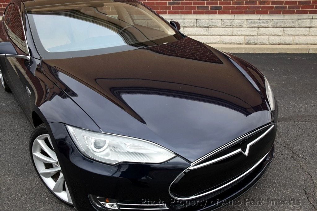 2013 Tesla Model S Performance photo 13