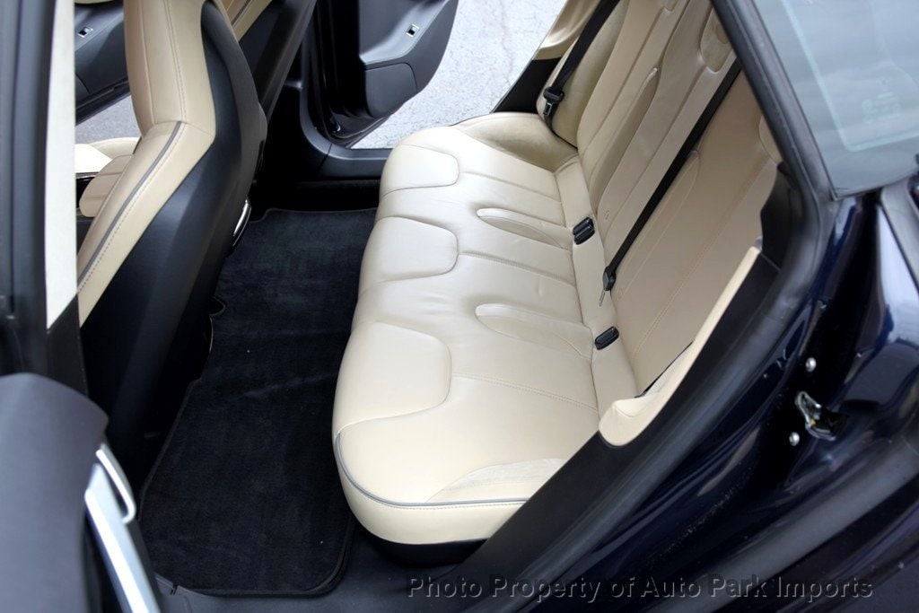 2013 Tesla Model S Performance photo 24