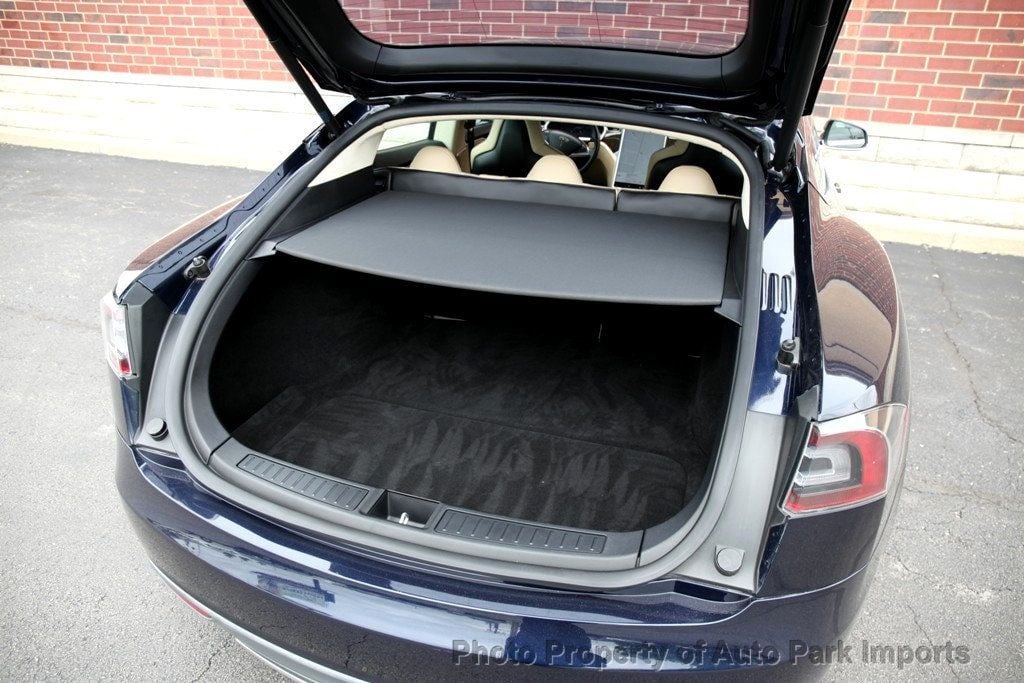 2013 Tesla Model S Performance photo 45