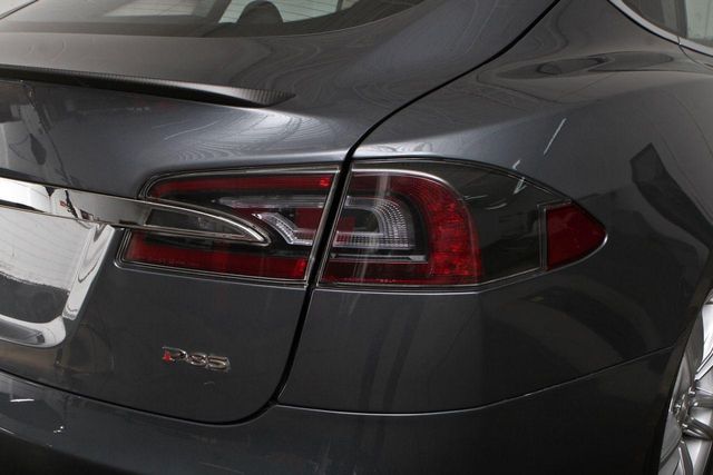 2013 Tesla Model S P85 Performance - 12088762 - 19