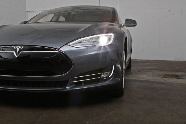 2013 Tesla Model S P85 Performance - 12088762 - 44