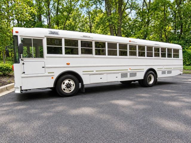 2013 Thomas Built MVP-EF Front engine transit-style activity bus - 23089854 - 1
