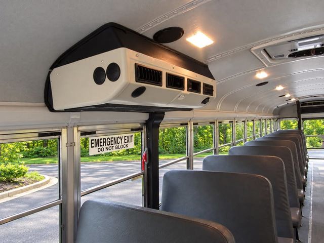 2013 Thomas Built MVP-EF Front engine transit-style activity bus - 23089854 - 2