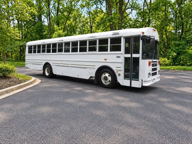 2013 Thomas Built MVP-EF Front engine transit-style activity bus - 23089854 - 5