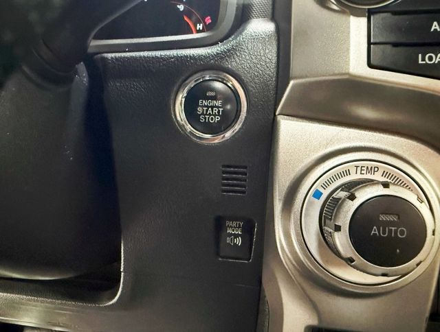 2013 Toyota 4Runner 4WD 4dr V6 Limited - 22912642 - 13