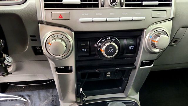 2013 Toyota 4Runner 4WD 4dr V6 SR5 - 23094556 - 16
