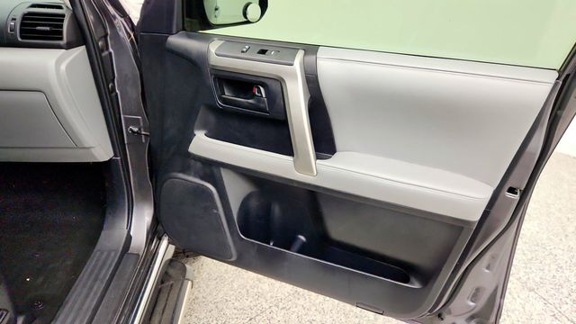 2013 Toyota 4Runner 4WD 4dr V6 SR5 - 23094556 - 27
