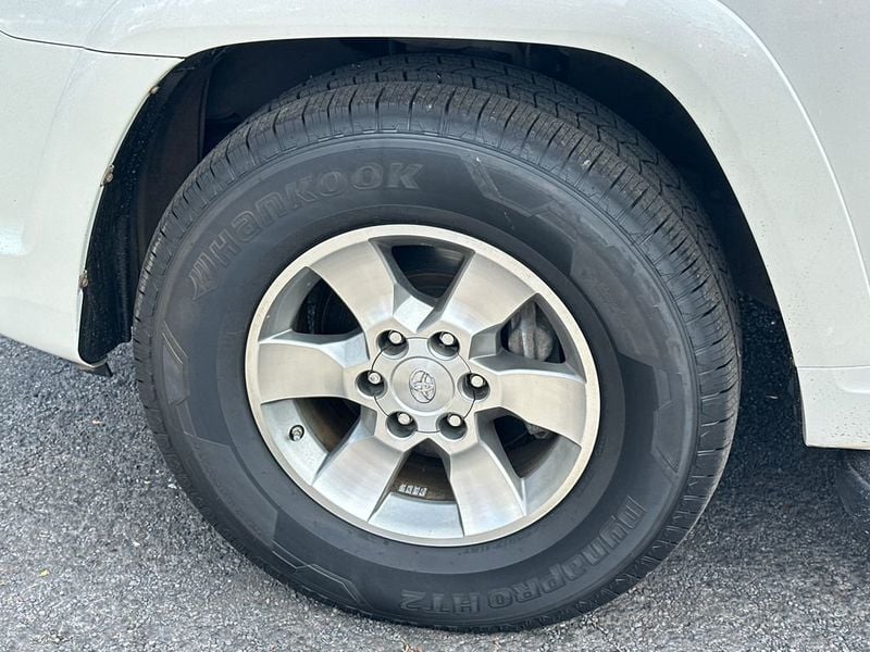 2013 Toyota 4Runner RWD 4dr V6 SR5 - 22995552 - 10