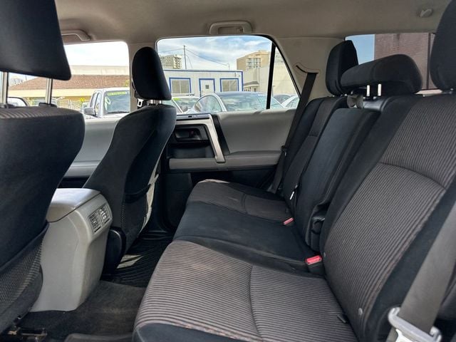 2013 Toyota 4Runner RWD 4dr V6 SR5 - 22995552 - 13