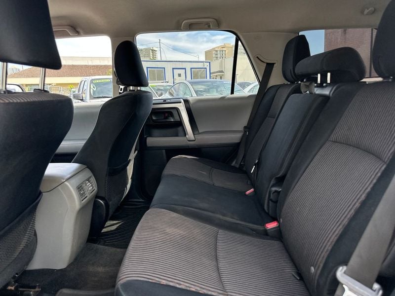 2013 Toyota 4Runner RWD 4dr V6 SR5 - 22995552 - 13