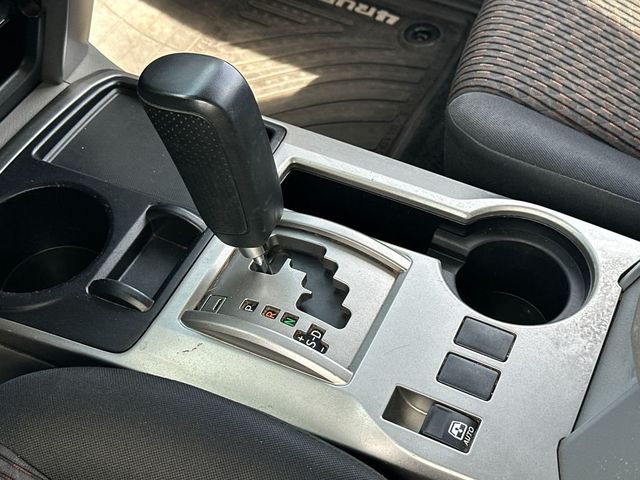 2013 Toyota 4Runner RWD 4dr V6 SR5 - 22995552 - 17