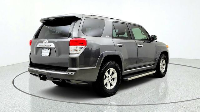 2013 Toyota 4Runner RWD 4dr V6 SR5 w/ Convenience Package, Moonroof & Third Row - 23094556 - 4