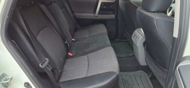 2013 Toyota 4Runner Super CLEAN SR5 V6 Michelins Rare Sunroof 615-300-6004 - 22960966 - 17