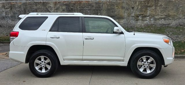 2013 Toyota 4Runner Super CLEAN SR5 V6 Michelins Rare Sunroof 615-300-6004 - 22960966 - 1