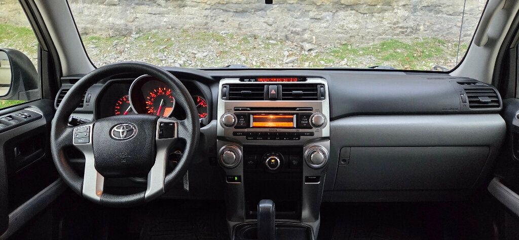 2013 Toyota 4Runner Super CLEAN SR5 V6 Michelins Rare Sunroof 615-300-6004 - 22960966 - 22