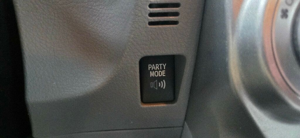 2013 Toyota 4Runner Super CLEAN SR5 V6 Michelins Rare Sunroof 615-300-6004 - 22960966 - 23