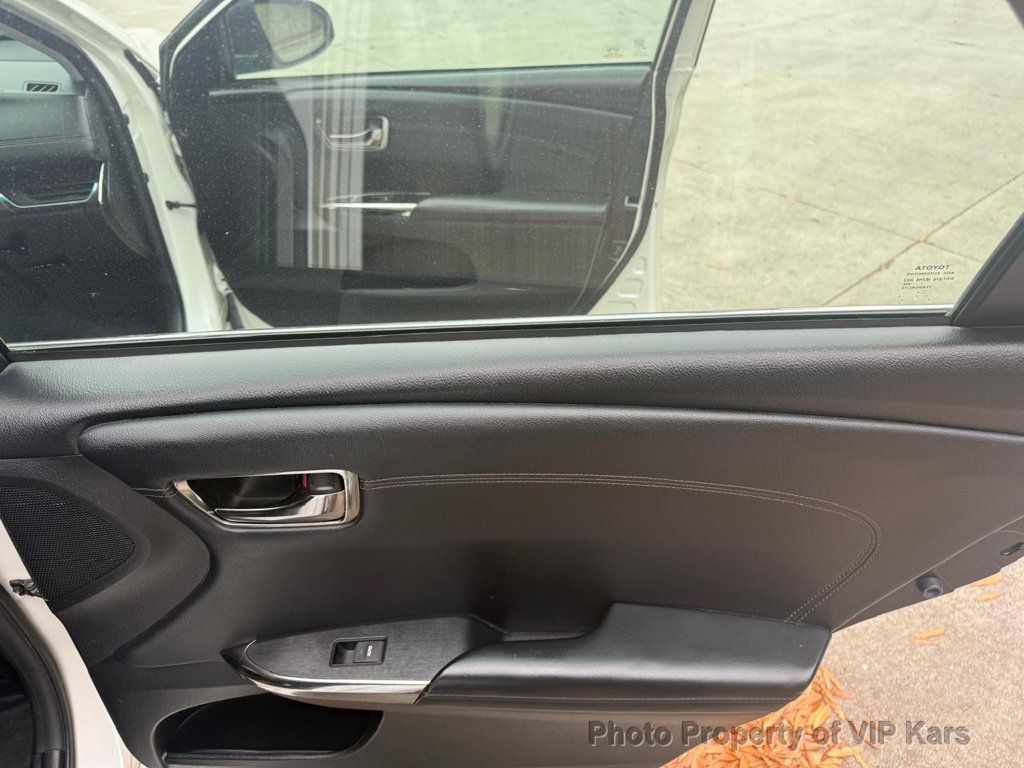 2013 Toyota Avalon 4dr Sedan Limited - 22949780 - 13