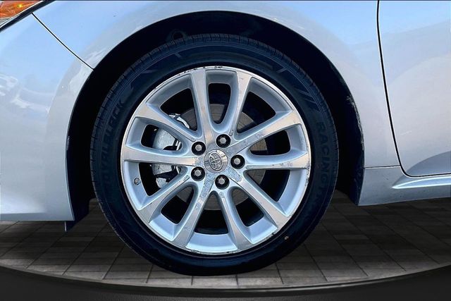 2013 Toyota Avalon 4dr Sedan Limited - 23051053 - 36