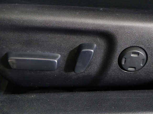 2013 Toyota Avalon 4dr Sedan XLE Touring - 22995993 - 31