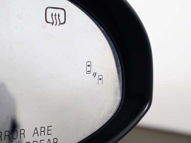 2013 Toyota Avalon 4dr Sedan XLE Touring - 22995993 - 36