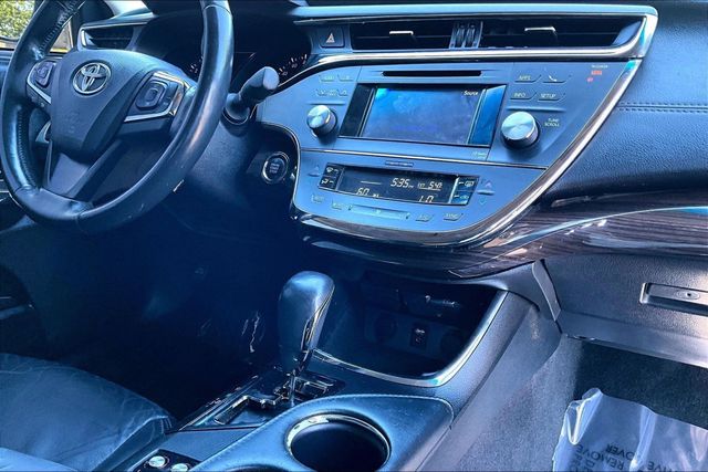 2013 Toyota Avalon 4dr Sedan XLE Touring - 23022675 - 29