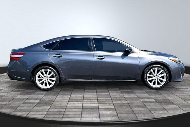 2013 Toyota Avalon 4dr Sedan XLE Touring - 23022675 - 7