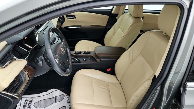2013 Toyota Avalon 4dr Sedan XLE Touring - 22941093 - 18