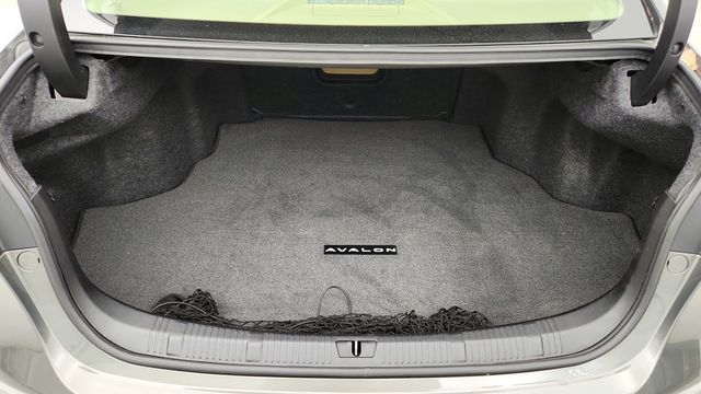 2013 Toyota Avalon 4dr Sedan XLE Touring - 22941093 - 20