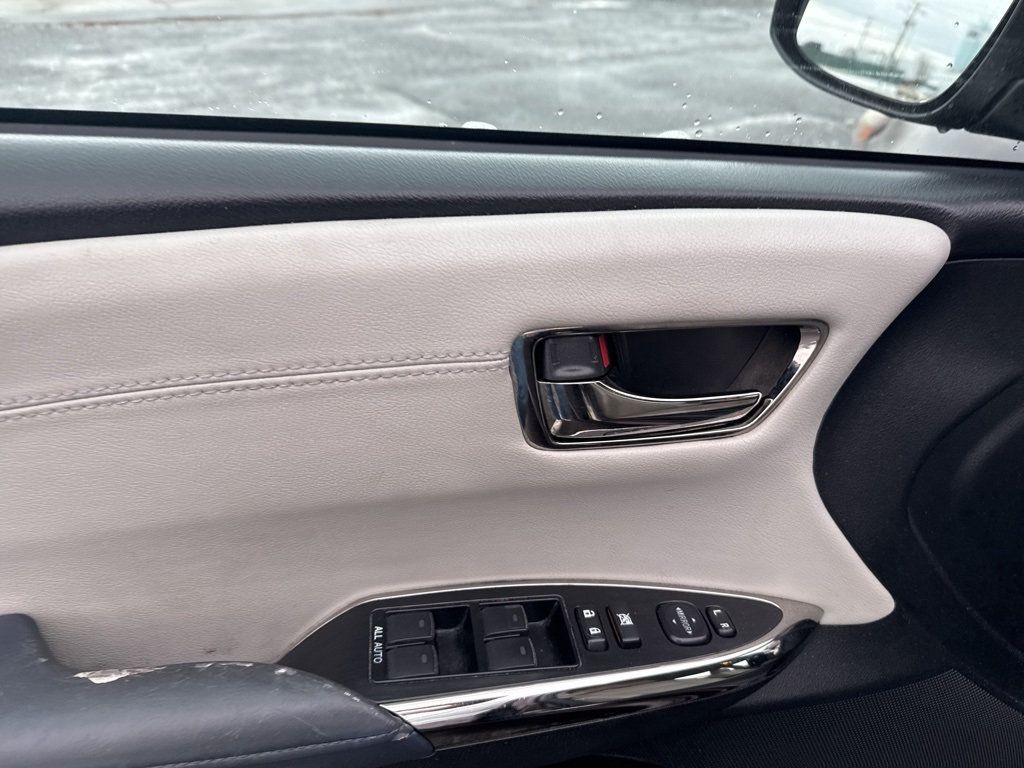 2013 Toyota Avalon XLE - 22973346 - 11